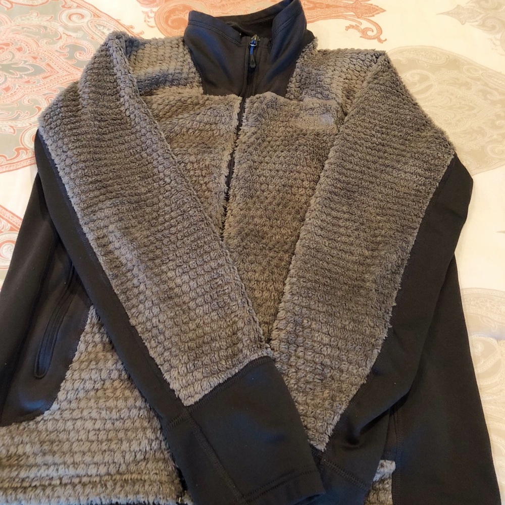 THE NORTH FACE Grey Jacket